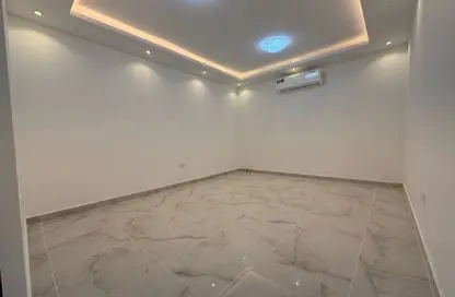 شقة - غرفة نوم - 1 حمام للايجار في مدينة الرياض - أبوظبي