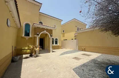 Villa - 3 Bedrooms - 4 Bathrooms for rent in Legacy - Jumeirah Park - Dubai