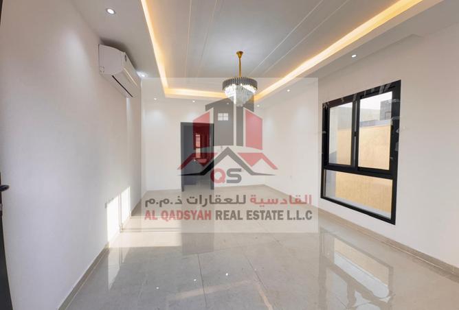 14682511 - Property Image 3
