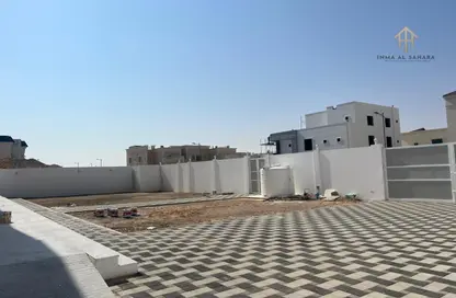 Terrace image for: Villa - 6 Bedrooms for rent in Shaab Al Askar - Zakher - Al Ain, Image 1