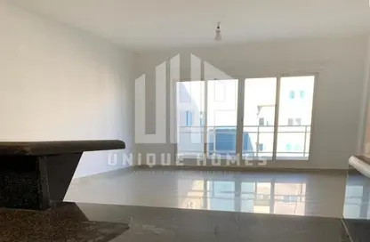 Apartment - 1 Bedroom - 2 Bathrooms for sale in Tower 32 - Al Reef Downtown - Al Reef - Abu Dhabi