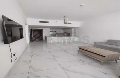 Apartment - 1 Bedroom - 2 Bathrooms for rent in Serenity Lakes 5 - Jumeirah Village Circle - Dubai