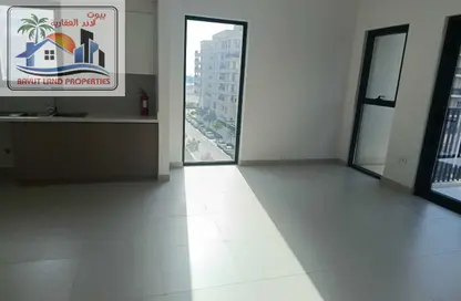 Apartment - 2 Bedrooms - 2 Bathrooms for rent in Al Mamzar - Al Mamzar - Sharjah - Sharjah