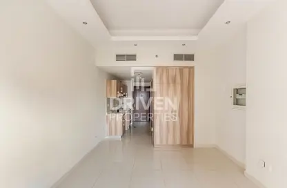شقة - 1 حمام للايجار في برج هيرا - مدينة دبي الرياضية - دبي