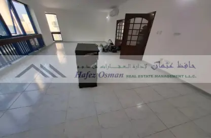 شقة - 3 غرف نوم - 3 حمامات للايجار في المناصير - أبوظبي