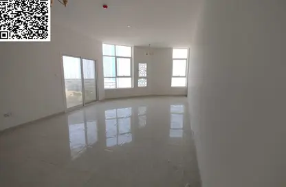 شقة - 2 غرف نوم - 3 حمامات للايجار في مساكن كورنيش عجمان - طريق كورنيش عجمان - عجمان