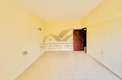 Apartment - 2 Bedrooms - 2 Bathrooms for rent in Al Muteena - Deira - Dubai