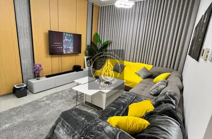 شقة - غرفة نوم - 1 حمام للبيع في مساكن كورنيش عجمان - طريق كورنيش عجمان - عجمان