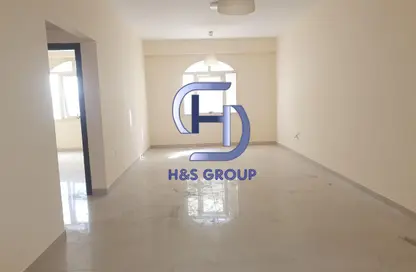 شقة - غرفة نوم - 2 حمامات للايجار في الثاني مويلح - تجارية مويلح - الشارقة شقة - غرفة نوم - 2 حمامات للايجار في الثاني مويلح - تجارية مويلح - الشارقة