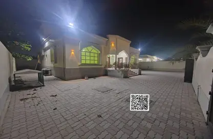 فيلا - 5 غرف نوم - 7 حمامات للبيع في 3 المويهات - المويهات - عجمان