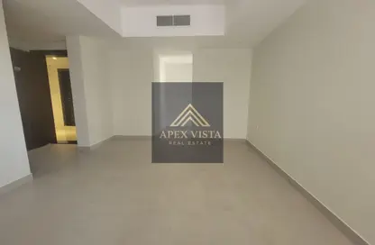 شقة - غرفة نوم - 1 حمام للايجار في سراب 2 - الجادة - الشارقة