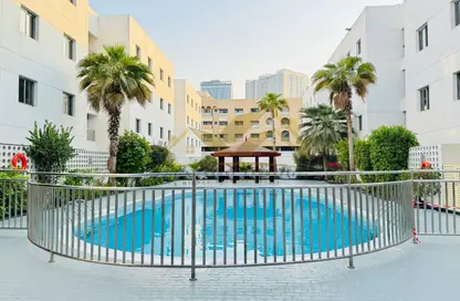 Apartment - 2 Bedrooms - 3 Bathrooms for rent in Al Kifaf Apartments - Al Karama - Dubai