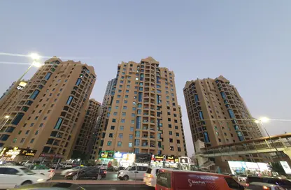 Apartment - 3 Bedrooms - 4 Bathrooms for sale in Al Khor Towers - Ajman Downtown - Ajman