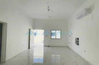 Apartment - 2 Bedrooms - 2 Bathrooms for rent in Al Qusaidat - Ras Al Khaimah