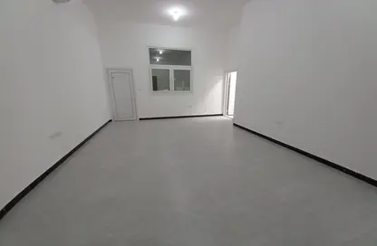 Apartment - 2 Bedrooms - 3 Bathrooms for rent in Madinat Al Riyad - Abu Dhabi