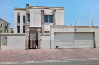 Villa - 5 Bedrooms - 5 Bathrooms for rent in Al Manara - Dubai