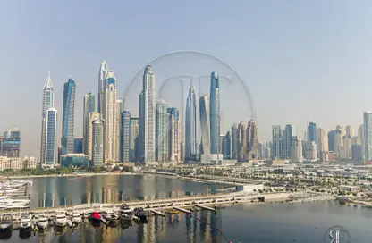 Apartment - 1 Bedroom - 1 Bathroom for sale in Marina Vista - EMAAR Beachfront - Dubai Harbour - Dubai
