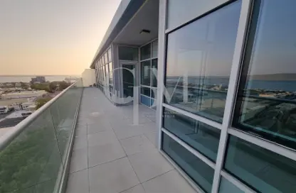 Apartment - 3 Bedrooms - 4 Bathrooms for rent in Al Marasy - Al Bateen - Abu Dhabi