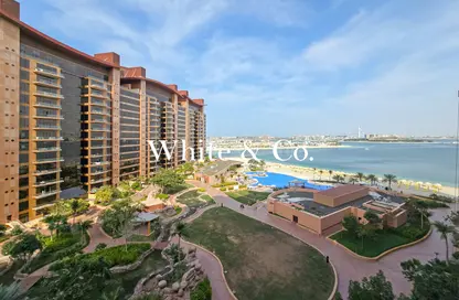Apartment - 3 Bedrooms - 4 Bathrooms for rent in Sapphire - Tiara Residences - Palm Jumeirah - Dubai
