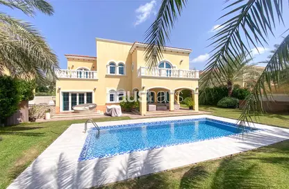Villa - 5 Bedrooms - 6 Bathrooms for sale in Legacy - Jumeirah Park - Dubai