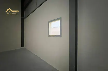 مستودع - استوديو - 1 حمام للايجار في الصجعة الصناعية - آلصجعه - الشارقة