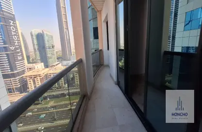 شقة - غرفة نوم - 2 حمامات للايجار في برج المريخي - شارع الشيخ زايد - دبي