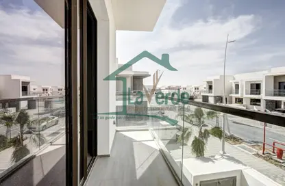 Townhouse - 3 Bedrooms - 4 Bathrooms for sale in Redwoods - Yas Acres - Yas Island - Abu Dhabi