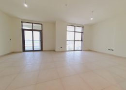 Decent 2BHK+Balcony+Store Room+Parking+Gym & Pool.
