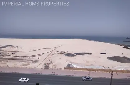 شقة - 3 غرف نوم - 3 حمامات للايجار في مساكن كورنيش عجمان - طريق كورنيش عجمان - عجمان