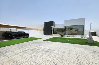 Villa - 3 Bedrooms - 4 Bathrooms for rent in Al Barsha South 2 - Al Barsha South - Al Barsha - Dubai