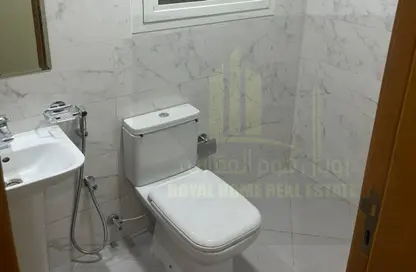 Apartment - 2 Bedrooms - 2 Bathrooms for rent in Golf Tower - Emirates City - Ajman