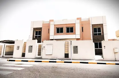 فيلا - 4 غرف نوم - 6 حمامات للايجار في الطي التجارية - ّالطي - الشارقة