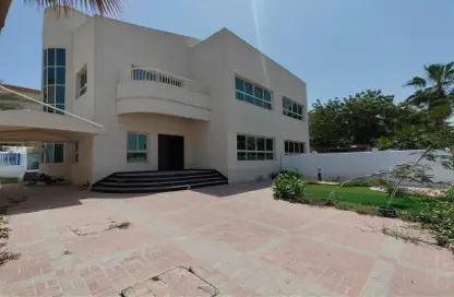 Villa - 4 Bedrooms - 5 Bathrooms for rent in Sharqan - Al Heerah - Sharjah