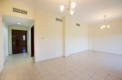 Apartment - 1 Bedroom - 1 Bathroom for rent in The Gardens Buildings - The Gardens - Dubai