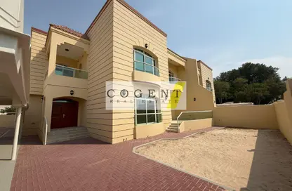 Villa - 5 Bedrooms - 6 Bathrooms for rent in Umm Suqeim 1 - Umm Suqeim - Dubai