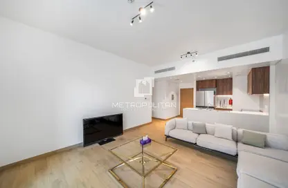 Apartment - 1 Bedroom - 1 Bathroom for sale in La Cote Building 2 - Jumeirah 1 - Jumeirah - Dubai
