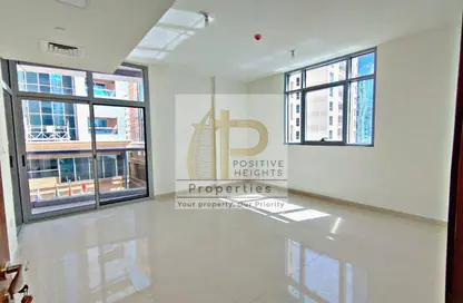 Apartment - 1 Bedroom - 2 Bathrooms for rent in Heritage Building - Al Barsha 1 - Al Barsha - Dubai