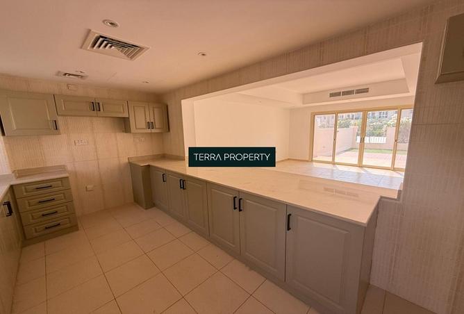 15217356 - Property Image 3