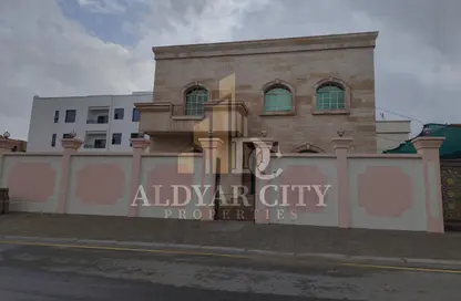 فيلا - 5 غرف نوم - 7 حمامات للايجار في 3 المويهات - المويهات - عجمان