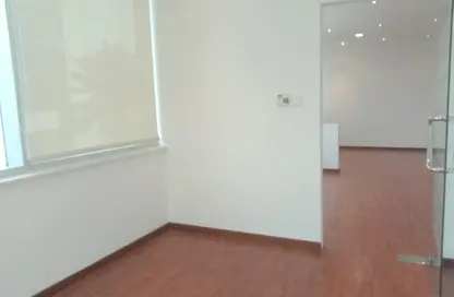 Office Space - Studio - 2 Bathrooms for rent in Emaar Business Park Building 2 - Emaar Business Park - Sheikh Zayed Road - Dubai