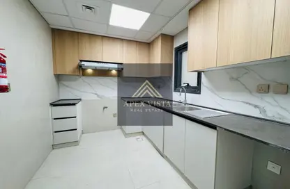 شقة - غرفة نوم - 2 حمامات للايجار في سراب 2 - الجادة - الشارقة