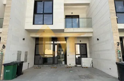 Villa - 4 Bedrooms - 5 Bathrooms for rent in Murooj Al Furjan - Al Furjan - Dubai