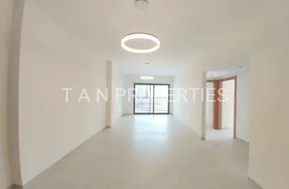 شقة - 3 غرف نوم - 4 حمامات للايجار في اوك هاوس أرجان - ارجان - دبي