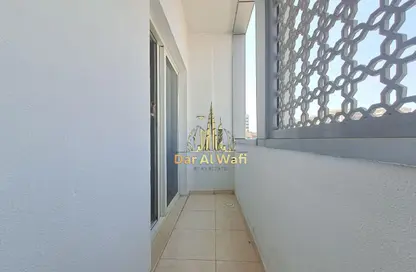 شقة - غرفة نوم - 2 حمامات للايجار في الحفيت تاور 6 - النهدة - الشارقة