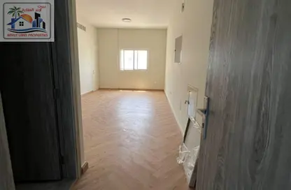 Apartment - 2 Bedrooms - 2 Bathrooms for rent in Al Jurf 3 - Al Jurf - Ajman Downtown - Ajman
