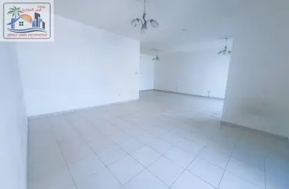 Apartment - 3 Bedrooms - 4 Bathrooms for rent in Al Majaz 2 - Al Majaz - Sharjah