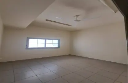 Apartment - Studio - 1 Bathroom for rent in TS Building - Al Murar - Deira - Dubai