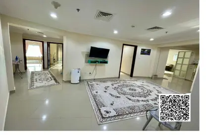 Apartment - 3 Bedrooms - 4 Bathrooms for rent in Corniche Tower - Ajman Corniche Road - Ajman