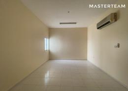 Apartment - 3 bedrooms - 2 bathrooms for rent in Al Mewiji - Al Jimi - Al Ain