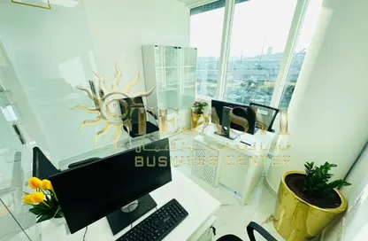 مكتب - استوديو - 1 حمام للايجار في الشندغة - دبي